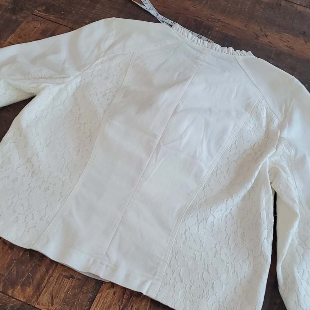 Ivory Jacket - Picture 4 of 6